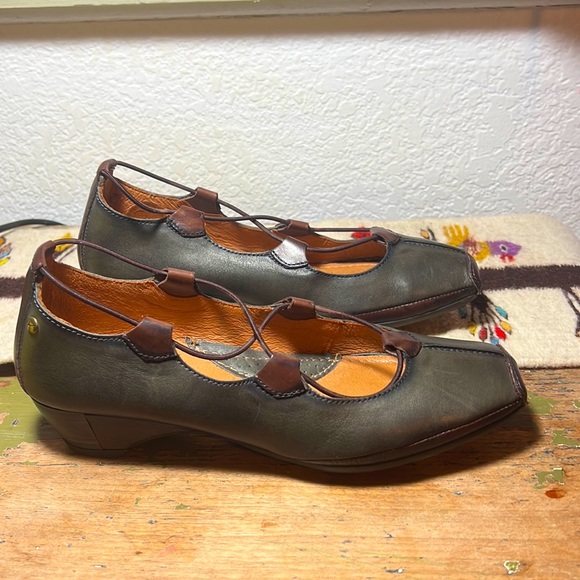 PIKOLINOS Shoes - Pikolinos Women's Gandia 849 EU36 US 6